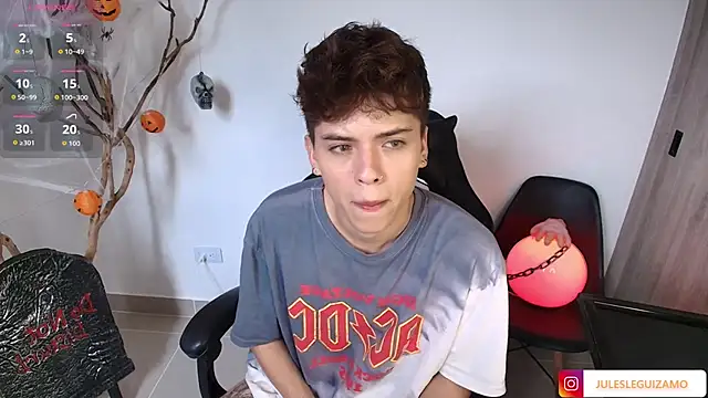 stev austin  online show from 10/18/25, 07:03