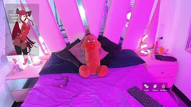 Snapshot of Viiolettlopez chatting on 10/15/25, 01:33 Viiolettlopez online show from 10/15/25, 01:33