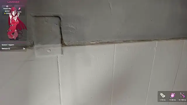 Snapshot of Viiolettlopez chatting on 10/23/25, 01:32 Viiolettlopez online show from 10/23/25, 01:32