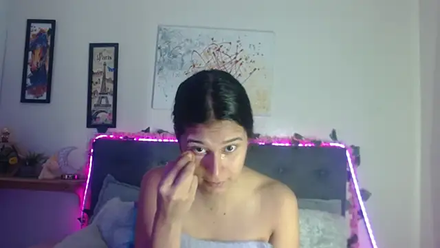 valentini villa online show from 11/05/25, 07:25