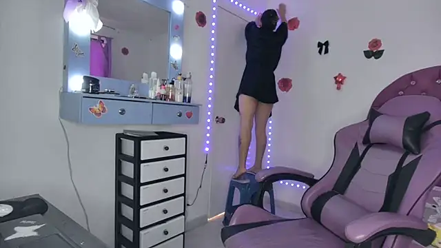 soffy rosses online show from 06/11/26, 12:14