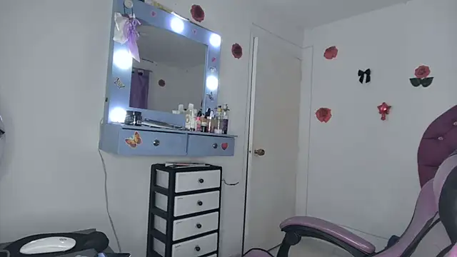 soffy rosses online show from 06/19/26, 02:05