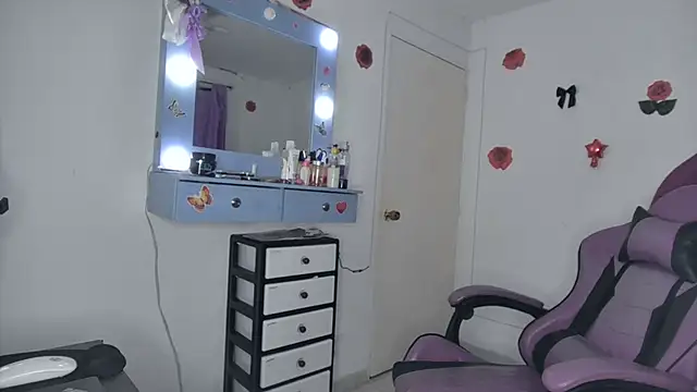 soffy rosses online show from 06/25/26, 02:00