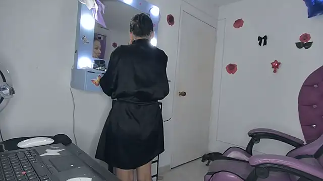 soffy rosses online show from 07/18/26, 02:16