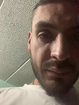 Snapshot of malek_xarx_ chatting on 09/26/25, 02:15 malek xarx online show from 09/26/25, 02:15