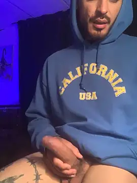 Snapshot of malek_xarx_ chatting on 10/05/25, 06:45 malek xarx online show from 10/05/25, 06:45