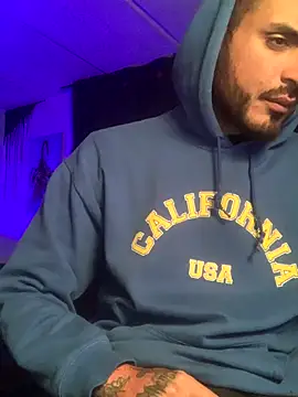 Snapshot of malek_xarx_ chatting on 10/09/25, 02:42 malek xarx online show from 10/09/25, 02:42