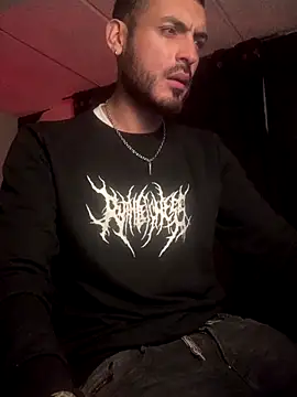 Snapshot of malek_xarx_ chatting on 10/12/25, 06:12 malek xarx online show from 10/12/25, 06:12