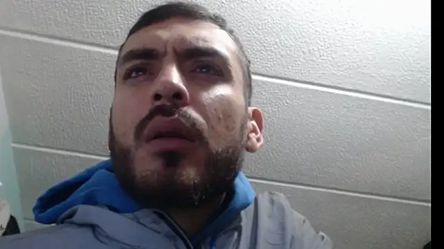 Snapshot of malek_xarx_ chatting on 10/16/25, 01:39 malek xarx online show from 10/16/25, 01:39