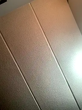 Snapshot of malek_xarx_ chatting on 10/22/25, 01:06 malek xarx online show from 10/22/25, 01:06