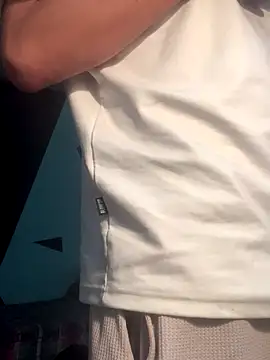 Snapshot of malek_xarx_ chatting on 11/23/25, 06:19 malek xarx online show from 11/23/25, 06:19