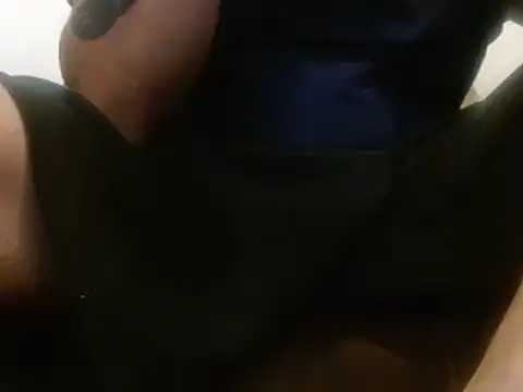 Snapshot of dontrush22 chatting on 10/07/25, 05:15 dontrush22 online show from 10/07/25, 05:15