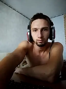 Snapshot of Alexilon chatting on 09/24/25, 11:35 Alexilon online show from 09/24/25, 11:35