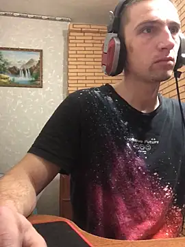 Snapshot of Alexilon chatting on 11/26/25, 03:57 Alexilon online show from 11/26/25, 03:57