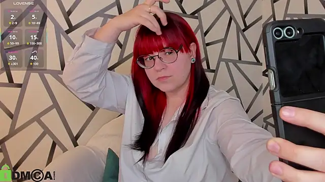 Snapshot of Michelle_Wilsson chatting on 12/14/25, 07:47 Michelle Wilsson online show from 12/14/25, 07:47