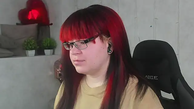 Snapshot of Michelle_Wilsson chatting on 03/27/26, 07:47 Michelle Wilsson online show from 03/27/26, 07:47
