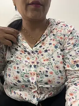 hot bhabhi69 online show from 09/28/25, 05:46