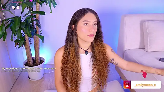 onlyemily  online show from 06/07/26, 01:10