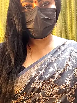 honey-flower online show from 10/29/25, 05:53