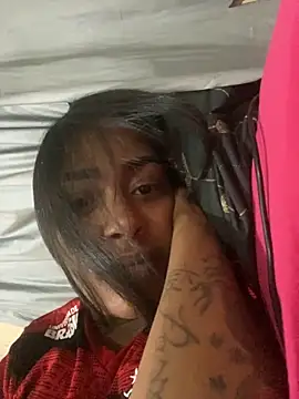 Snapshot of Morenasafadinhatesao chatting on 11/10/25, 05:28 Morenasafadinhatesao online show from 11/10/25, 05:28