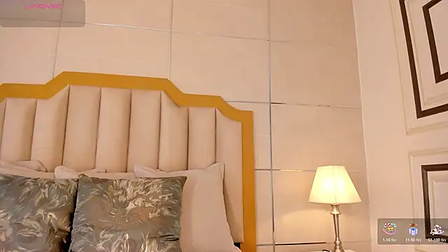 Snapshot of MaddieParker chatting on 11/15/25, 07:43 MaddieParker online show from 11/15/25, 07:43