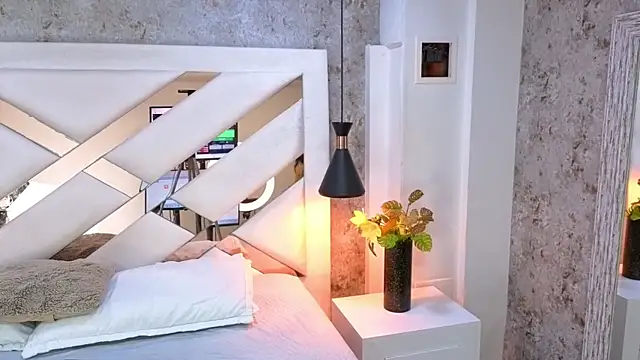 Snapshot of Saara_evans_ chatting on 09/13/25, 08:08 Saara evans online show from 09/13/25, 08:08