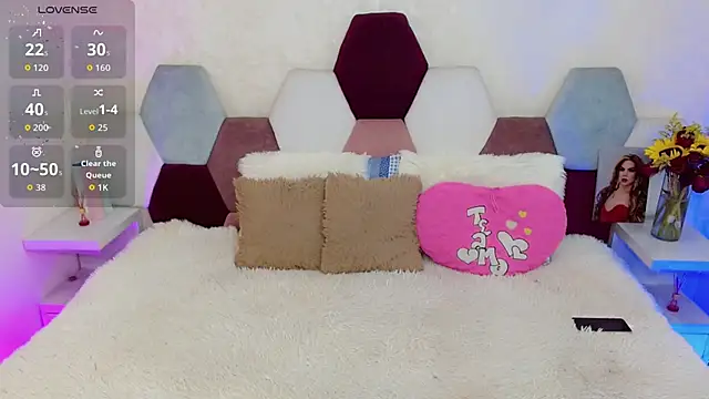 kushina uzumaki75 online show from 11/15/25, 03:26