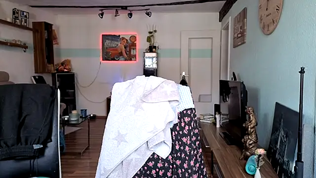 Seductively4 20 online show from 07/17/26, 07:59