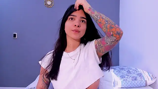 KamilaBetancourt online show from 06/29/26, 12:49