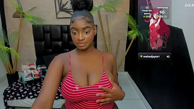 Snapshot of alana_bonny chatting on 11/06/25, 01:12 alana bonny online show from 11/06/25, 01:12