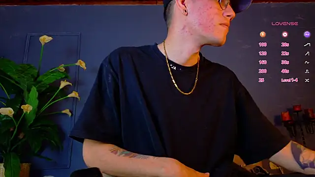 david huge online show from 11/18/25, 01:33