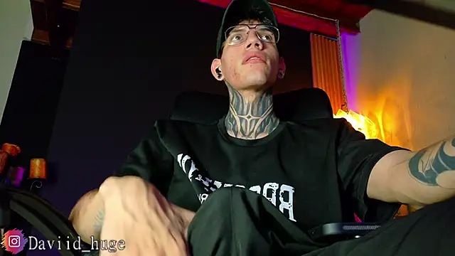 david huge online show from 07/01/26, 01:07