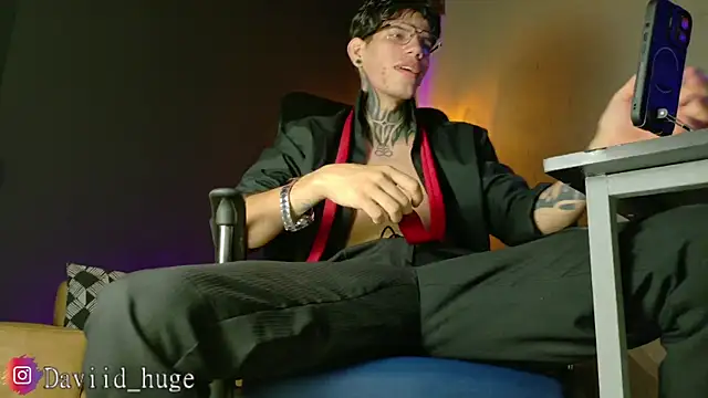 david huge online show from 07/04/26, 07:47