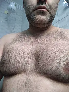 Snapshot of LeoMaduroSP chatting on 10/06/25, 12:57 LeoMaduroSP online show from 10/06/25, 12:57