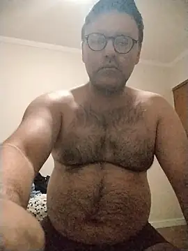 Snapshot of LeoMaduroSP chatting on 11/04/25, 04:11 LeoMaduroSP online show from 11/04/25, 04:11