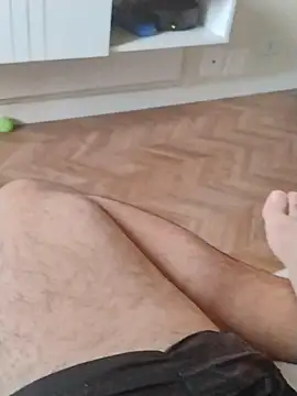 Snapshot of LeoMaduroSP chatting on 11/08/25, 12:16 LeoMaduroSP online show from 11/08/25, 12:16