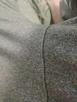 Snapshot of LeoMaduroSP chatting on 11/13/25, 03:49 LeoMaduroSP online show from 11/13/25, 03:49