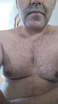 Snapshot of LeoMaduroSP chatting on 03/17/26, 01:36 LeoMaduroSP online show from 03/17/26, 01:36