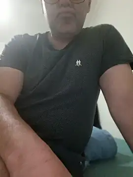 Snapshot of LeoMaduroSP chatting on 07/19/26, 04:16 LeoMaduroSP online show from 07/19/26, 04:16
