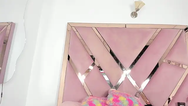 Akiraht online show from 09/29/25, 08:46