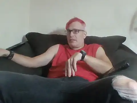 Snapshot of nerdy6 chatting on 10/25/25, 06:13 nerdy6 online show from 10/25/25, 06:13