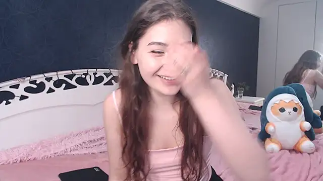 Lili Luuu online show from 09/20/25, 08:43