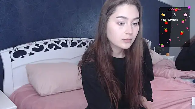 Lili Luuu online show from 10/01/25, 09:32