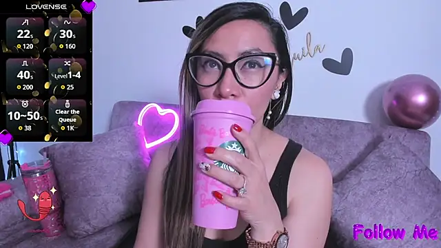 TilaTequila 15 online show from 11/15/25, 02:13