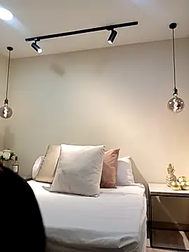 Samantha hotly online show from 09/13/25, 11:10