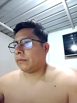 Snapshot of Napoleon246 chatting on 10/01/25, 01:11 Napoleon246 online show from 10/01/25, 01:11