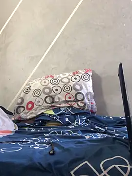 Cesar Augusto online show from 10/24/25, 01:29