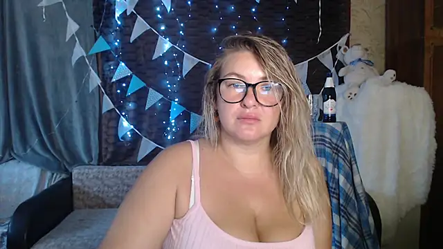 NikaSkylink online show from 09/26/25, 03:21