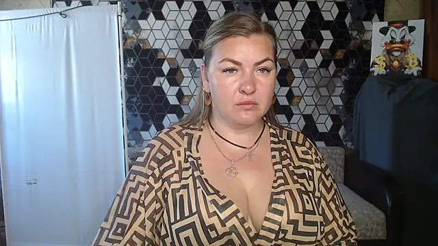 NikaSkylink online show from 06/10/26, 04:45