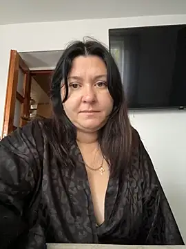 Liza Will online show from 11/18/25, 06:18